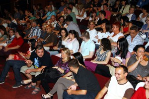 Standup show "Komedija s'nogu"