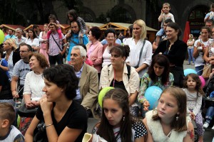 Dan grada 2014: Izvođenje predstave Dečjeg pozorišta Branka Mihaljevića iz Osijeka