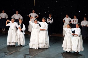 "Alaj ću se naigrati" - koncert OKUD "Mladost" i HKC "Bunjevačko kolo"