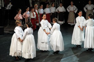 "Alaj ću se naigrati" - koncert OKUD "Mladost" i HKC "Bunjevačko kolo"