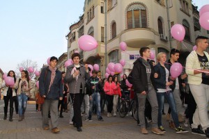 Šetnja povodom obeležavanja meseca borbe protiv raka dojke