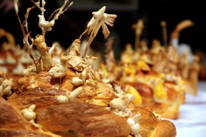 Izložba božićnjaka u vestibilu Gradske kuće