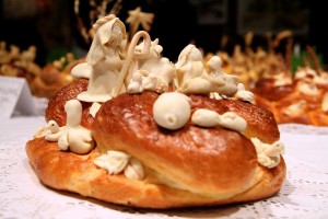 Izložba božićnjaka u vestibilu Gradske kuće