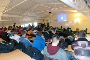 Predavanje na temu razvoja aplikacija za mobilne platforme upotrebom web tehnologija