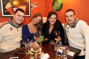 Prednovogodišnje zagrevanje u Kafe Priči (#NG2015)