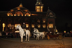 Badnji dan - paljenje badnjaka, kulturno-umetnički program u susret Božiću i narodno veselje