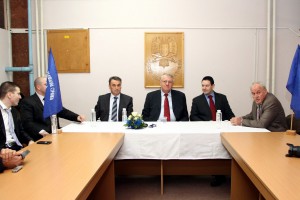 Tribina i promocija knjige predsednika SRS Vojislava Šešelja