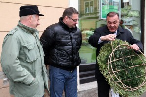 Polaganje venaca na Plato Dr Zorana Đinđića