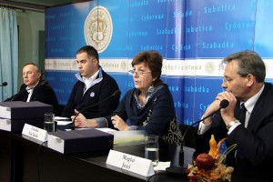 Ugovor o izgradnji glavnog magistralnog vodovoda poveza Istok-Zapad i magistralnog vodovoda u Lošinskoj ulici