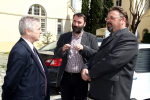 Američki ambasador u poseti Sinagogi