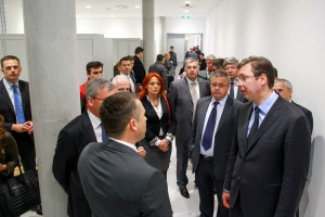 Premijer Aleksandar Vučić u poseti fabrici "Swarovski"