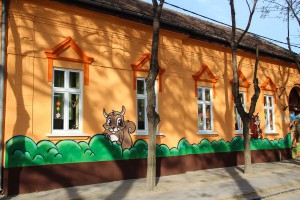 Uređenje prostora vrtića "Veverica"