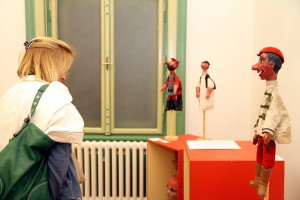 Noć muzeja 2015 - izložba pozorišnih lutaka iz Mađarske i izložba stripa savremenih subotičkih autora