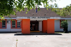 Ljubivoje Ršumović u posetio OŠ "Sonja Marinković"