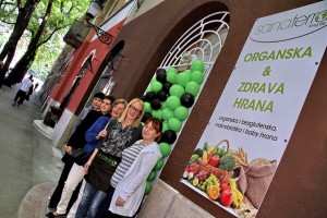 Otvorena prodavnica organske zdrave hrane "Sanaterra"