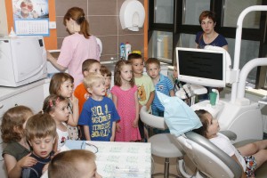 Poseta dece stomatološkom centru Nordent, povodom Međunarodnog Dana deteta