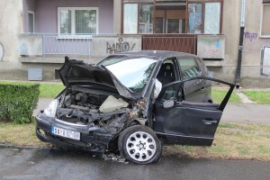 Saobraćajna nezgoda preko puta zgrade Suda