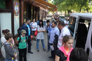 Ispraćaj dece ratnih veterana Udruženja UOSYU u edukativni kamp u Požarevcu