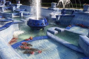 Obilazak oštećene fontane