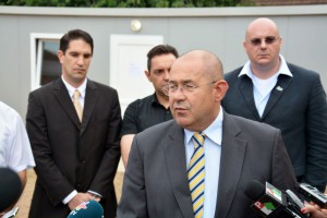 Postavljanje kontejnera za prihvat migranata u Kanjiži