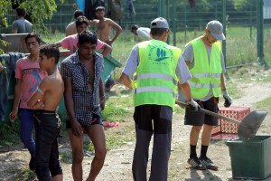 Obilazak migranata u staroj ciglani