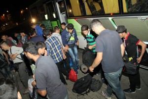 Dolazak migranata u Suboticu na autobusku stanicu