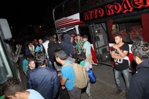 Dolazak migranata u Suboticu na autobusku stanicu