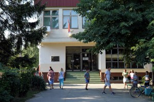 Đaci prvaci u OŠ "Sveti Sava" (Aleksandrovo)