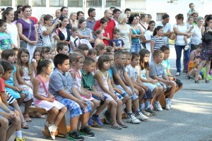 Đaci prvaci u OŠ "Sveti Sava" (Aleksandrovo)