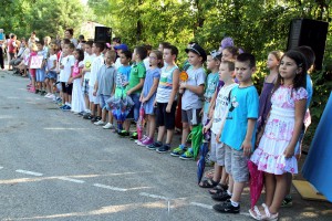 Đaci prvaci u OŠ "Sveti Sava" (Aleksandrovo)