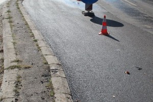 Sređivanje vozne trake na prometnoj raskrsnici u centru grada