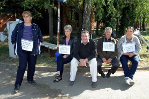Protest radnika "Agroseme-Panonija" (protest je nastavljen i tokom noći)