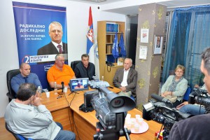 Konferencija za medije dr Vojislava Šešelja (SRS)