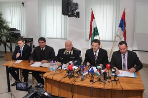 Konferencija za medije povodom razbijanja međunarodne grupe kradljivaca automobila