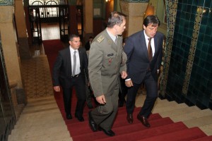 Potpisivanje ugovora o primopredaji kasarne "Kosta Nađ"