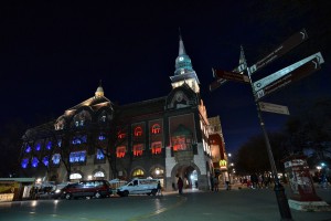 Gradska kuća u bojama francuske zastave