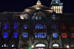 Gradska kuća u bojama francuske zastave