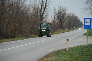 Poljoprivrednici zaustavljeni na putu prema Beogradu