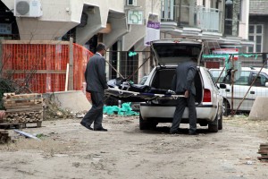 Uviđaj povodom pronalaska beživotnog tela u podrumu Narodnog pozorišta u izgradnji