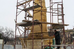 Radovi na restauraciji Spomenika Svetog trojstva
