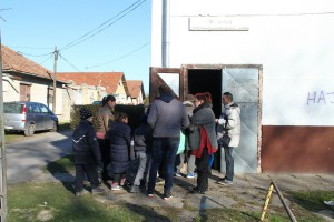 Dodeljeno 100 novogodišnjih paketića deci iz socijalno ugroženih porodica