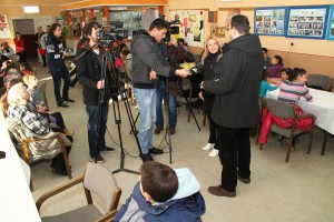 Dodeljeno 100 novogodišnjih paketića deci iz socijalno ugroženih porodica