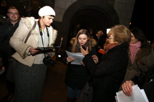 Protest "Novinari ne kleče"