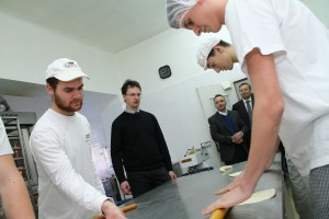 Poseta ministra prosvete Hemijsko-tehnološkoj školi