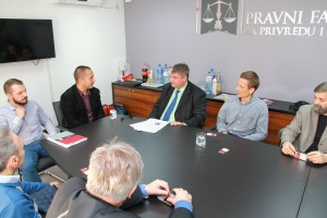 Saradnja između Pravnog fakulteta i srednjih škola