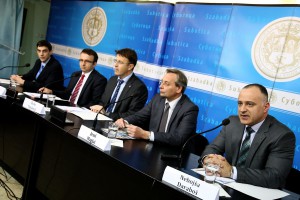 Potpisivanje Ugovora o poklanjanju gradskog zemljišta za novu fabriku Kontinentala