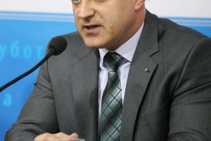 Potpisivanje Ugovora o poklanjanju gradskog zemljišta za novu fabriku Kontinentala