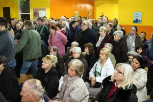 Zbor građana MZ Prozivka zbog problema sa računima za grejanje