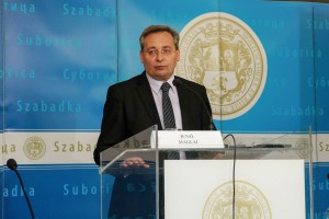 Konferencija za novinare gradonačelnika Jenea Maglaija