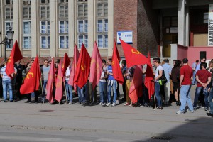 Vulin položio venac na Spomenik njihovoj vernosti